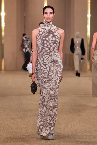 Look 29